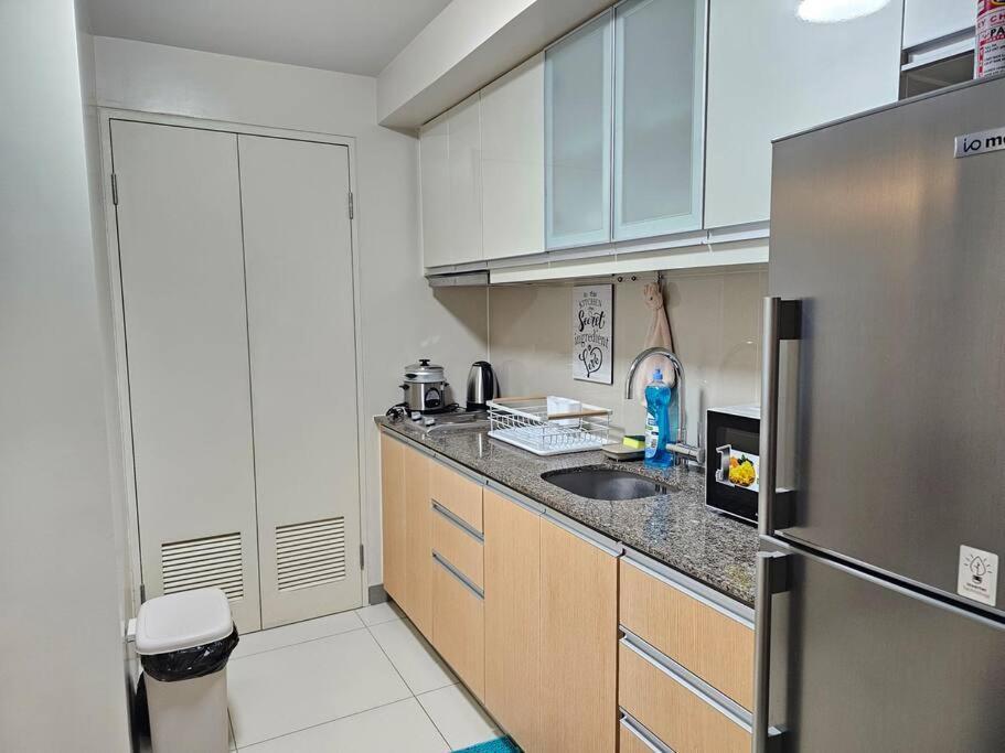 One Uptown Bgc Modern & Spacious, Great Location, 200Mbps & Washer Daire Manila Dış mekan fotoğraf